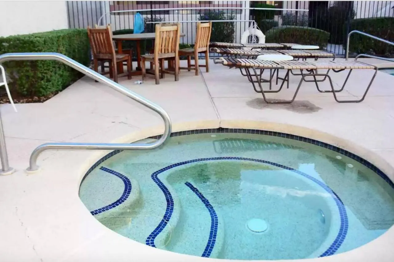 Boho And Cozy ~ Work From Home ~ Pool + Hot Tub 365! Scottsdale