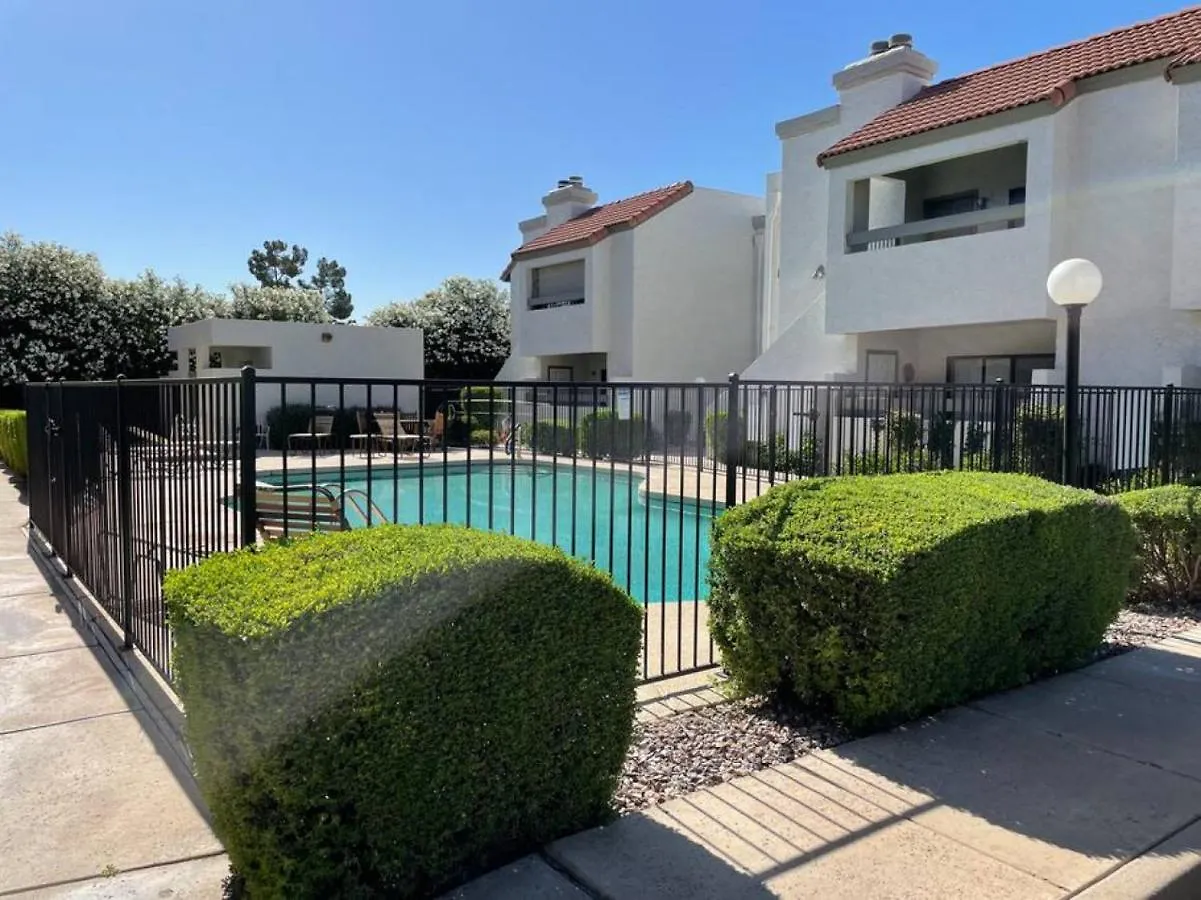 Boho And Cozy ~ Work From Home ~ Pool + Hot Tub 365! Scottsdale Apartman